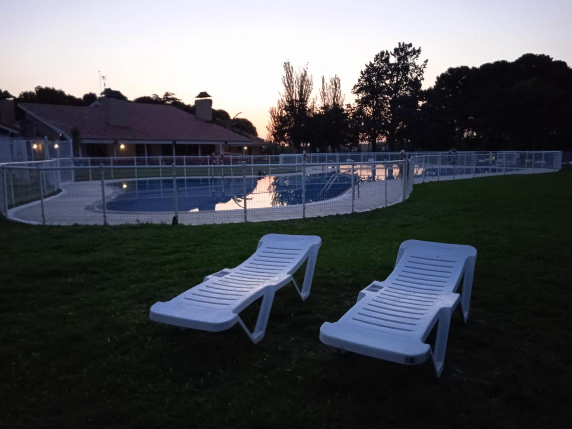 Albergue Zaragoza Camping Kültér fotó